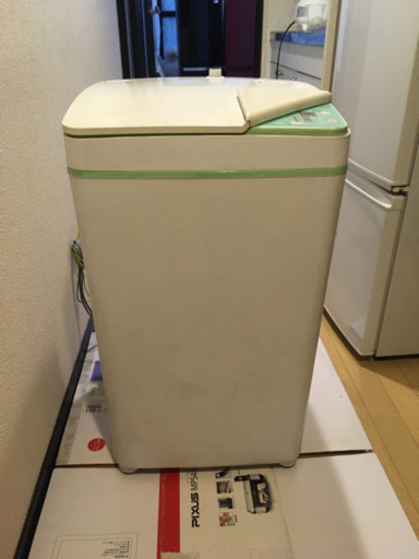 ハイアール　3.3㎏　洗濯機　JW-K33F 2017年製　配送無料