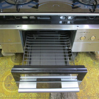 ビルトイン・ガスコンロ 3口＋魚焼きグリル、 ガラストップ LPG用