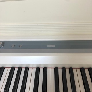 電子ピアノ KORG SP-170S 美品　