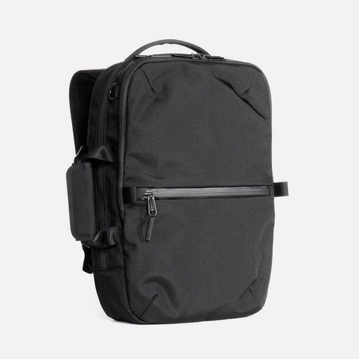 UNITED ARROWSで購入した新品未使用のAerのtravelバックです。