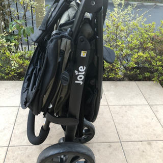 ベビーカー 3輪 joie ライトトラックス オリーブ レインカバー・説明書あり