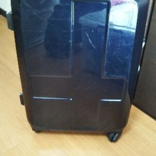 innovator スーツケース