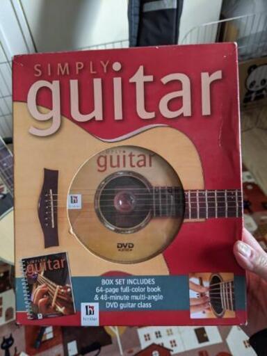 ギター＆ギターケース＆アンプにつなげるようになる線＆ギタースタンド＆本＆DVDセット