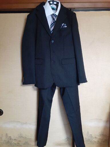男児卒業式用スーツ　170cm