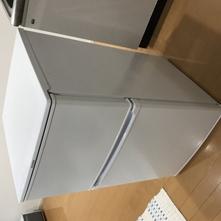 アイリスオーヤマ冷蔵庫100L　IRRーA09TWーW