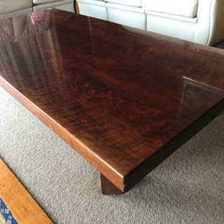 銘木『タガヤサン』一枚板テーブル‼️