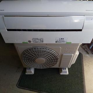 佐賀中古エアコン、日立2017年2.2KW23番
