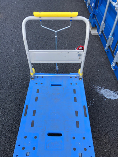 ストッパー付き台車