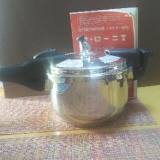 フッ素樹脂加工圧力鍋