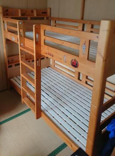 【完了】【3月7日まで】二段ベッド 垂直はしごで狭いスペースでもOK！