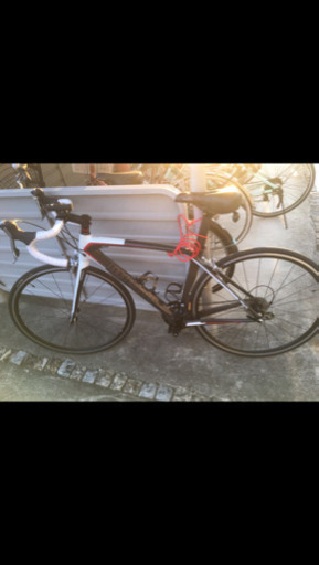 カーボン　軽量　ロード　バイク　モメンタム　自転車
