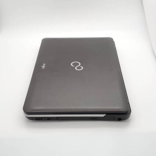 ノートパソコン 富士通 メモリ4GB HDD320GB ノートパソコン