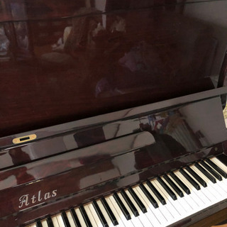★美品！日本製アトラス　アップライトピアノ　猫足　ローズレッド