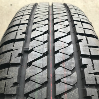 ほぼ新品 BS 195/80R15 4本 夏タイヤ ジムニーシエラ ハイエースなどに