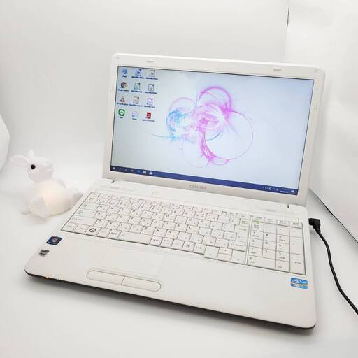 東芝 Corei3 メモリ4GB HDD500GB ノートパソコン