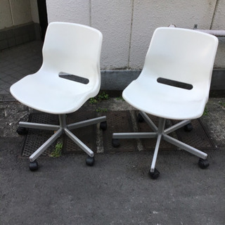 マイジョリ) テリア 取りに来ていただける方限定！！白色チェア1脚お安く出 