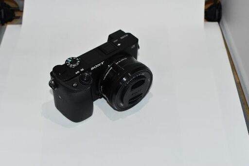 ソニー　α６３００ 31350円