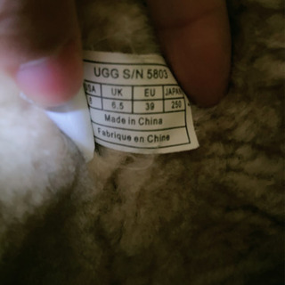 【最終日】UGG ムートンブーツUGGアグ　ベイリーボタン　ムートンブーツ☆サンド☆サイズ25