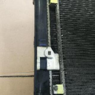 三菱デリカD5ラジエーターコンデンサー電動ファン実動福岡