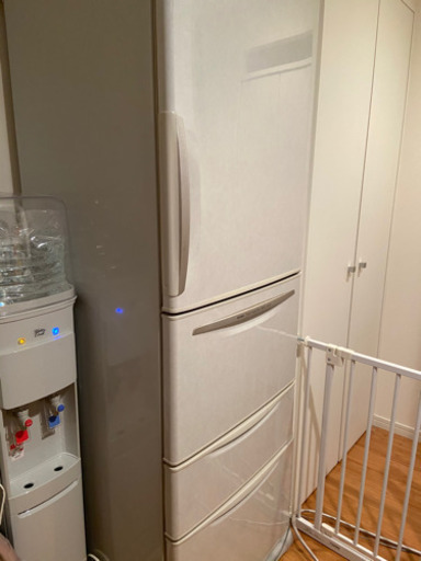 三菱冷蔵庫　容量400L以上(商談中)