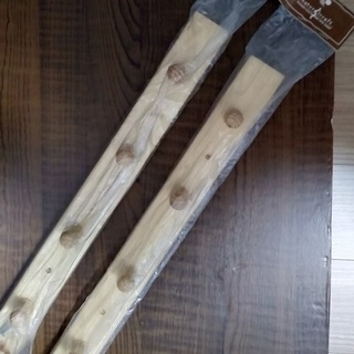 お取引き中 【未使用】超軽量　木製 ウォールハンガー　２本セット...