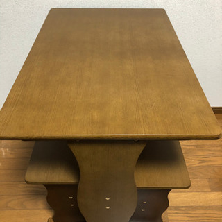 テーブル　ベンチ椅子×2