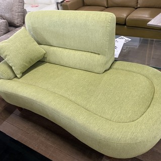 イタリアンデザインのソファー！良いモノをより安く！人気のグリーン...