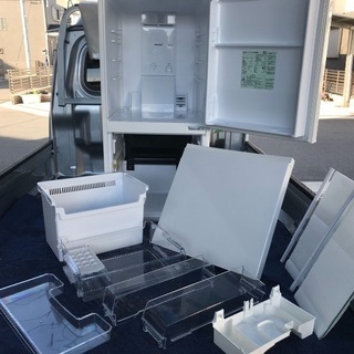 取引中2017年製アクアホワイト冷凍冷蔵庫157L千葉県内配送無料。設置無料。