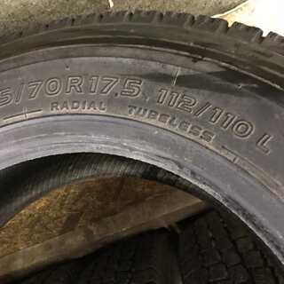 TOYO DELVEX M934 195/70R17.5 112/110L LT 17.5インチ スタッドレス 6