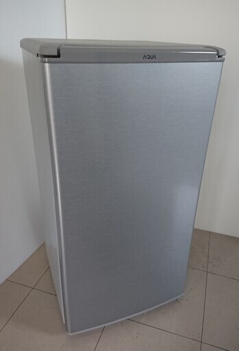 【値下げ！】AQUA/アクア★ワンドア冷蔵庫 AQR-8G 75ℓ（食品収納スペース56ℓ） 直冷式 2018年製