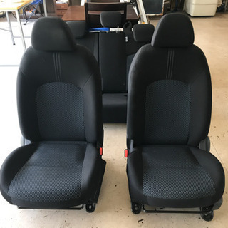 日産ノート（DBA-E12）シート一式