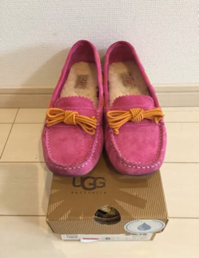 UGG ドライビングシューズ　モカシン