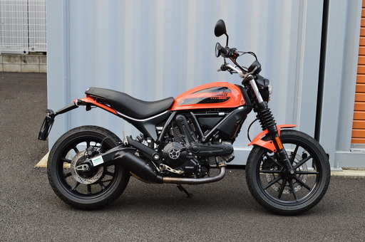 DUCATI　スクランブラーSixty2　値下げ　タイヤ前後交換済み　Scrambler Sixty2