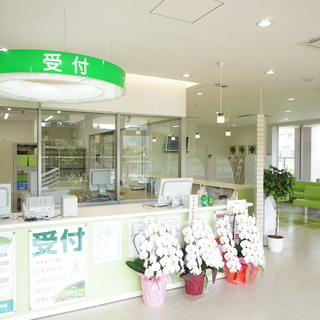 ★調剤薬局事務★　☆駅前駅近店舗☆　フルパート募集!!　働きやすい18時迄の調剤薬局!!の画像