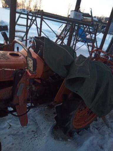 クボタ 4wd 20馬力 ローダー付き ロータリー付き l2000dt