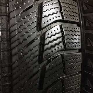 MICHELIN LATITUDE X-ICE XI3 265/65R17 17インチ スタッドレス 4本 2013年製 ハイラックスサーフ プラド等　(VTM88) クレジットカード QR決済可能