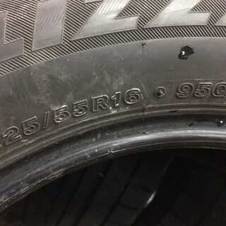 BS BLIZZAK VRX 225/55R16 16インチ スタッドレス 4本 2014年製 バリ溝 ベンツ Cクラスワゴン audi A4等　(VTG99) クレジットカード QR決済可能
