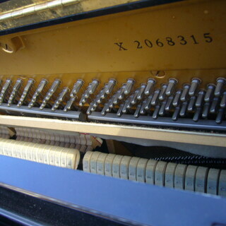 売約済です。ヤマハピアノＵＸ黒３本ペダル