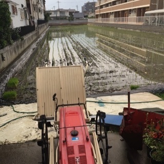 田植え機(2条植え)