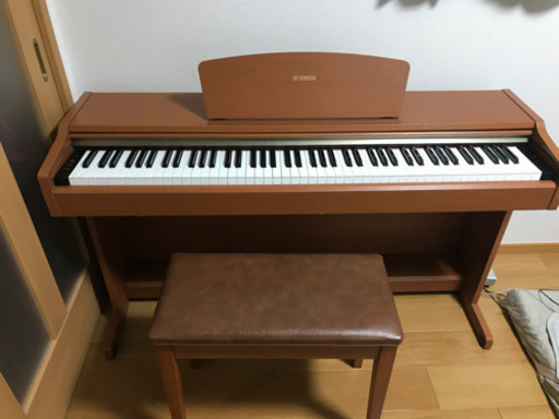 電子ピアノ