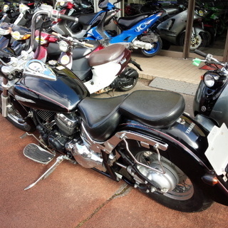 NO.3145　ドラッグスター４００クラシック　２ｉｎ１マフラー　アップハンドル　トリプルツリー　ブラック　☆彡 NO.3145 ドラッグスター400クラシック 2in1マフラー アップ