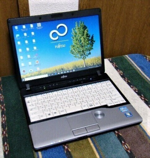 クリスマスファッション i5/大容量!HDD320GB/メモリ4GB♪/DVDSマルチ(コピー可)/すぐ使えるWin10メディア作成ツール付/高速☆彡USB3.0/SDカードスロット♪/すぐ繋がるWi-Fi/MS 12.1型/高性能Core Office✎/点検整備清掃済み/FUJITSU P772/F LIFEBOOK ノートパソコン