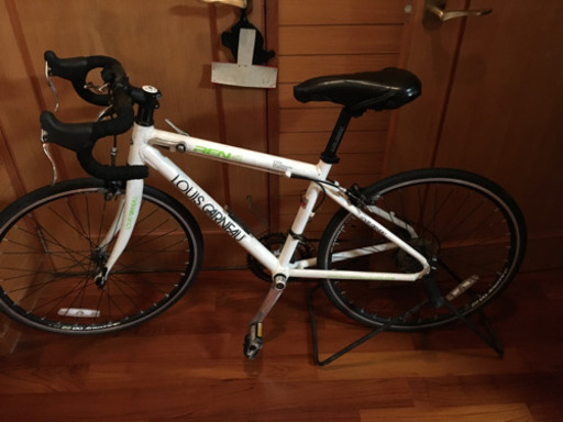 自転車　　ルイガノ