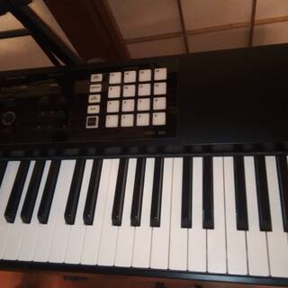 Roland FA-08 売ります。