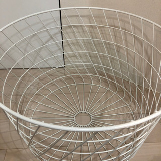 Ikea バスケットテーブル机ダイニング食卓北欧おしゃれ白かご あんな 石神井公園のテーブルの中古あげます 譲ります ジモティーで不用品の処分