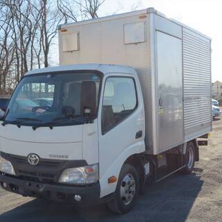 24年式トヨエース17万 2tアルミバントラック 新普通免許5t未満 2トン箱車 床板 横扉 ラッシング1段デュトロエルフキャンターの代替 リッチハート 狭山ヶ丘のその他の中古車 ジモティー