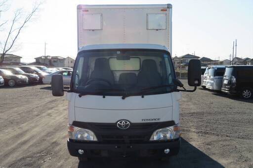 24年式トヨエース17万 2tアルミバントラック 新普通免許5t未満 2トン箱車 床板 横扉 ラッシング1段デュトロエルフキャンターの代替 リッチハート 狭山ヶ丘のその他の中古車 ジモティー