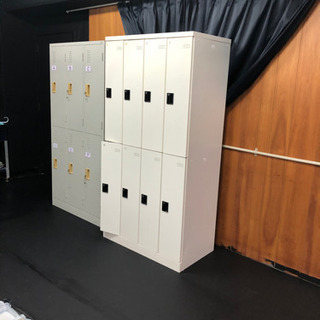 備品！76000円の8扉ロッカーを26000円
