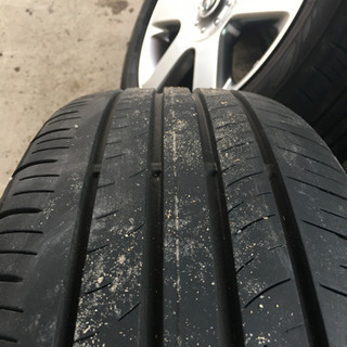 車のパーツ 51エルグランド 純正アルミ