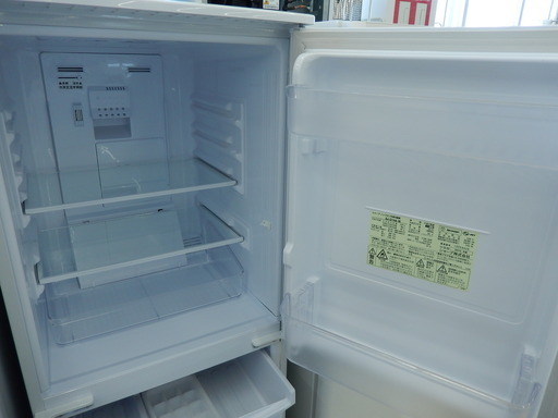 新札幌発 シャープ SHARP ノンフロン冷凍冷蔵庫 SJ-D14D-W 137L 2018年製